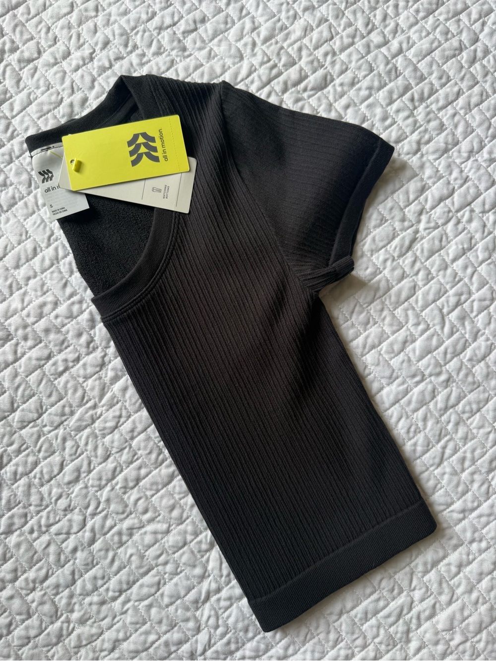 NWT: All in Motion (S) Black Ribbed Short Sleeve Crop Athletic Top